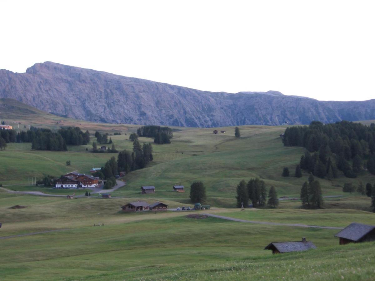 Villa Hubertus Ortisei Luaran gambar